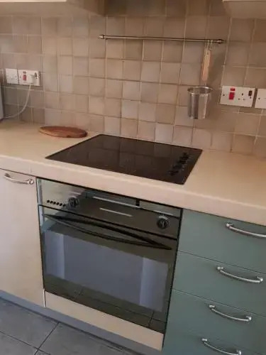 European Uni Apartment