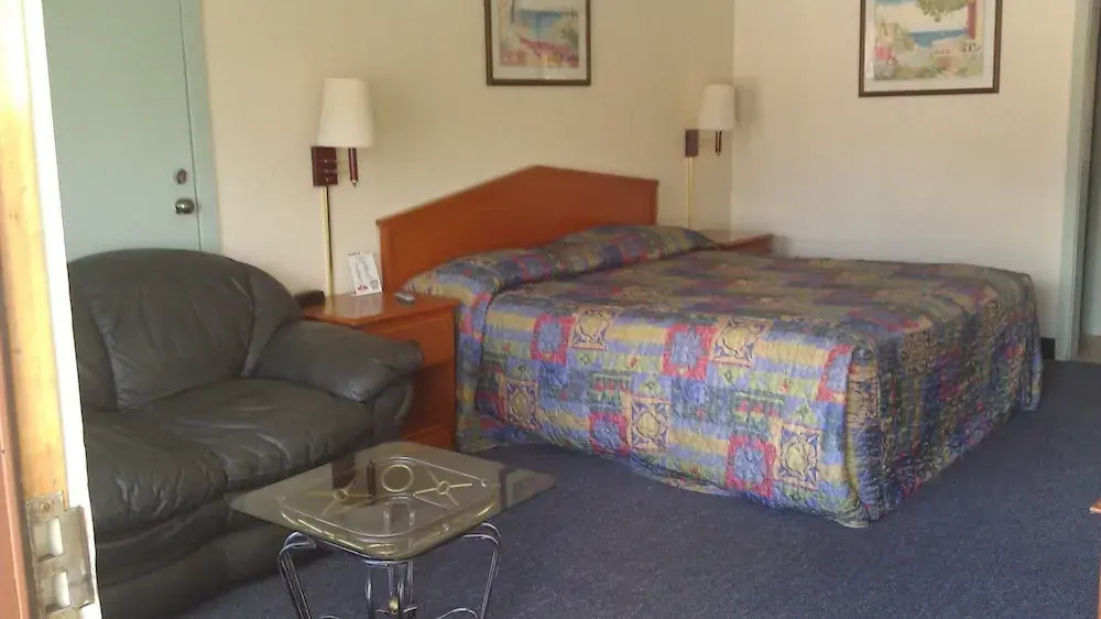Sunrise Inn - Bradenton