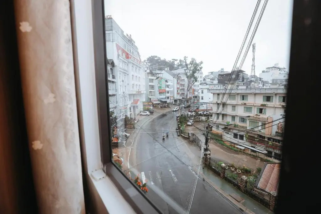 Vân Nhi MTV Hotel