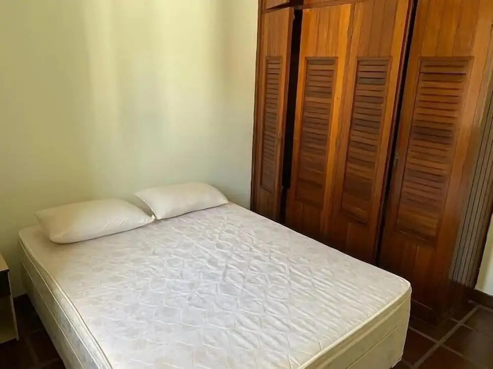 Apto na Enseada a 50 metros da praia