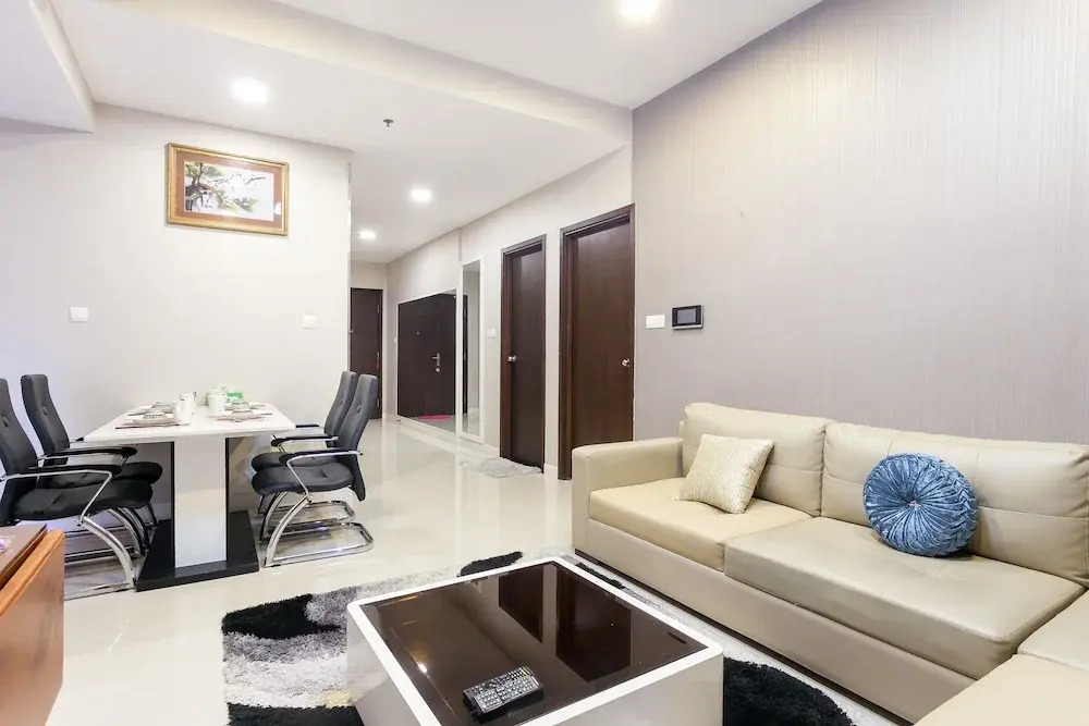 Sunrise City 2BR Luxury SWPool 30th