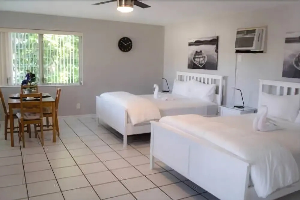 Villas of Aquamar #6 1 Bedroom 1 Bathroom Apts