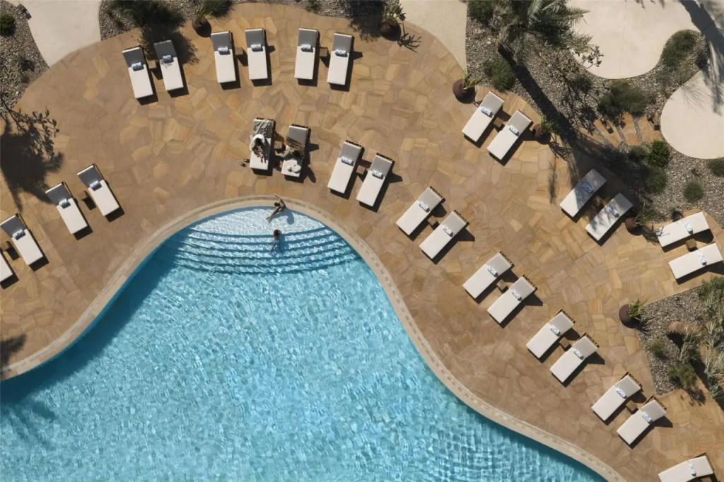 Desert Rock Resort