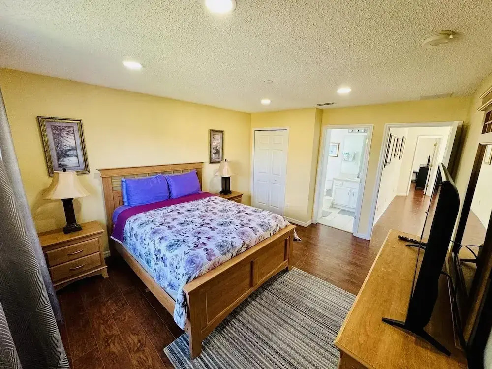 7/6.5 Beautiful Vacation Home With Private Pool, and Much More!!