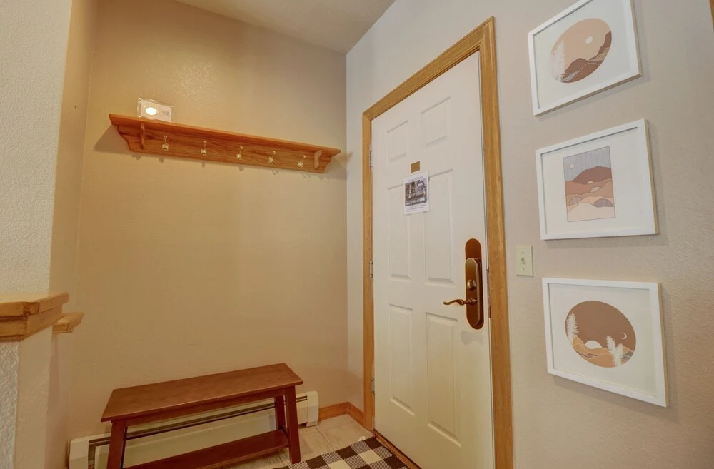 Pet Friendly, Slope-side, Spacious Town Home - ER21 by Redawning