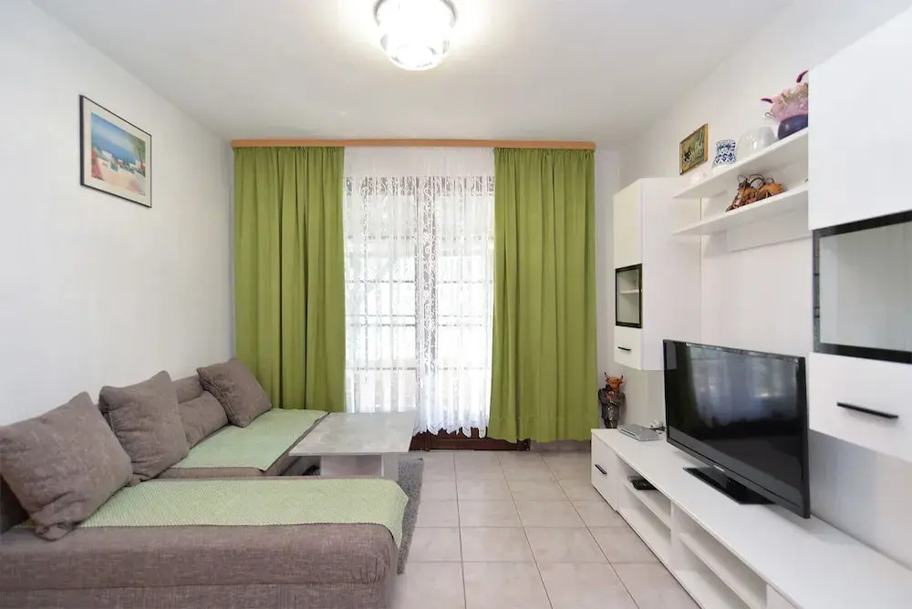 Apartment 1976