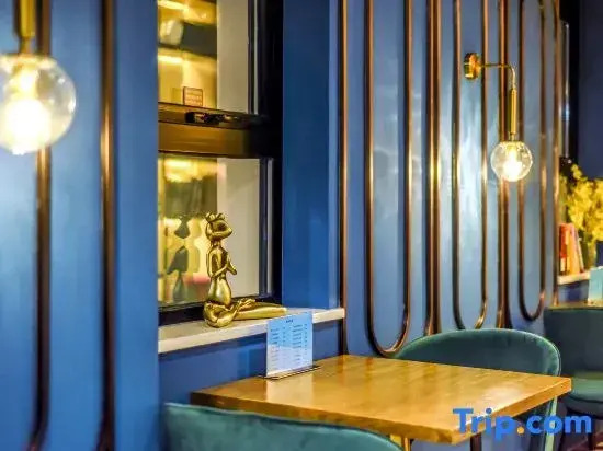 Heye Youth Travel Homestay (Xi'an Huimin Street Bell Tower Subway Station)