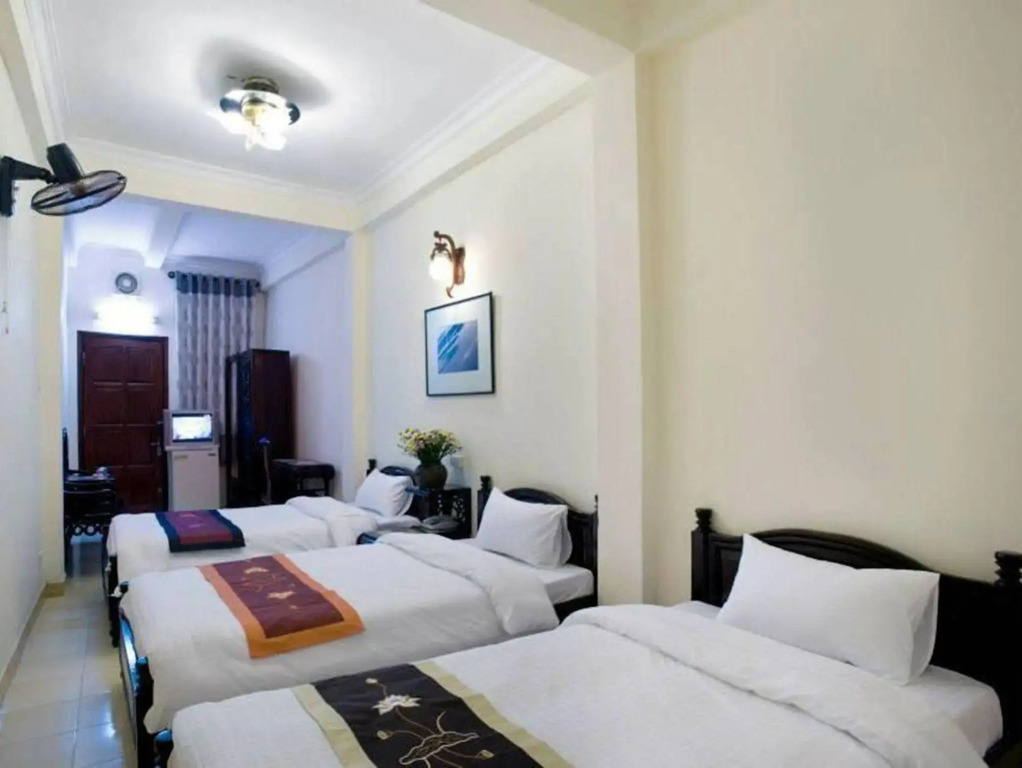 Thang Long 1 Hotel