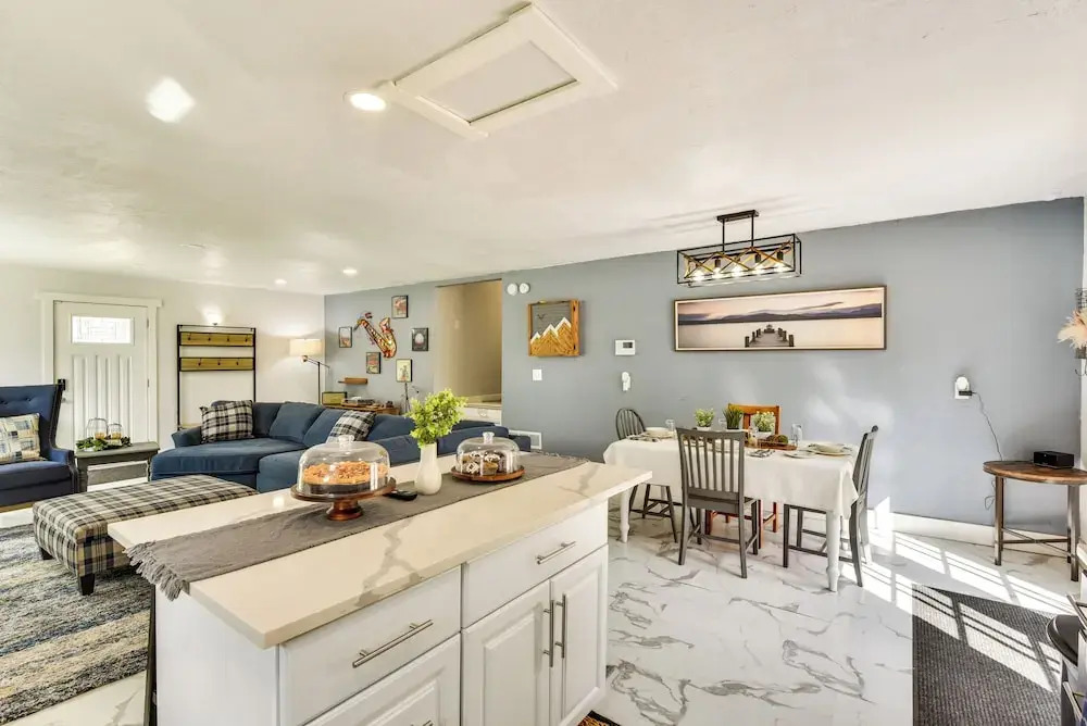 Pet-Friendly Clearfield Home Near Hill AFB