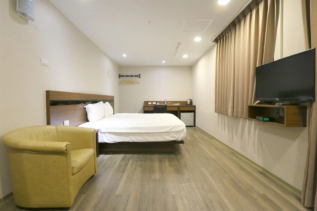 鼎立安商務旅館 Dinglian Hotel