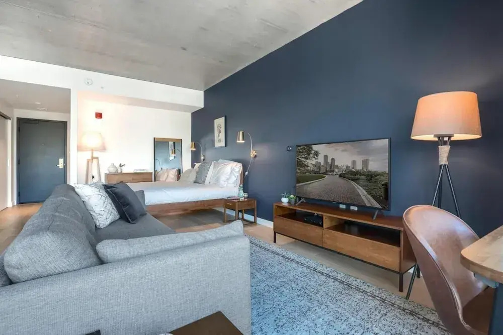 Luxurious Studio in the Seaport District