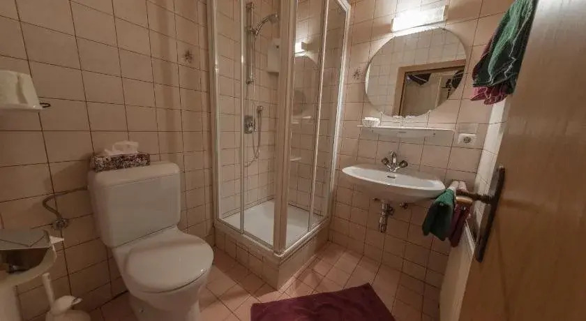 Gasthof Pension Rega