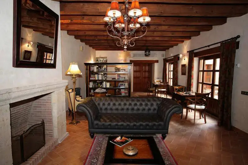 Posada Los Condestables Hotel & Spa