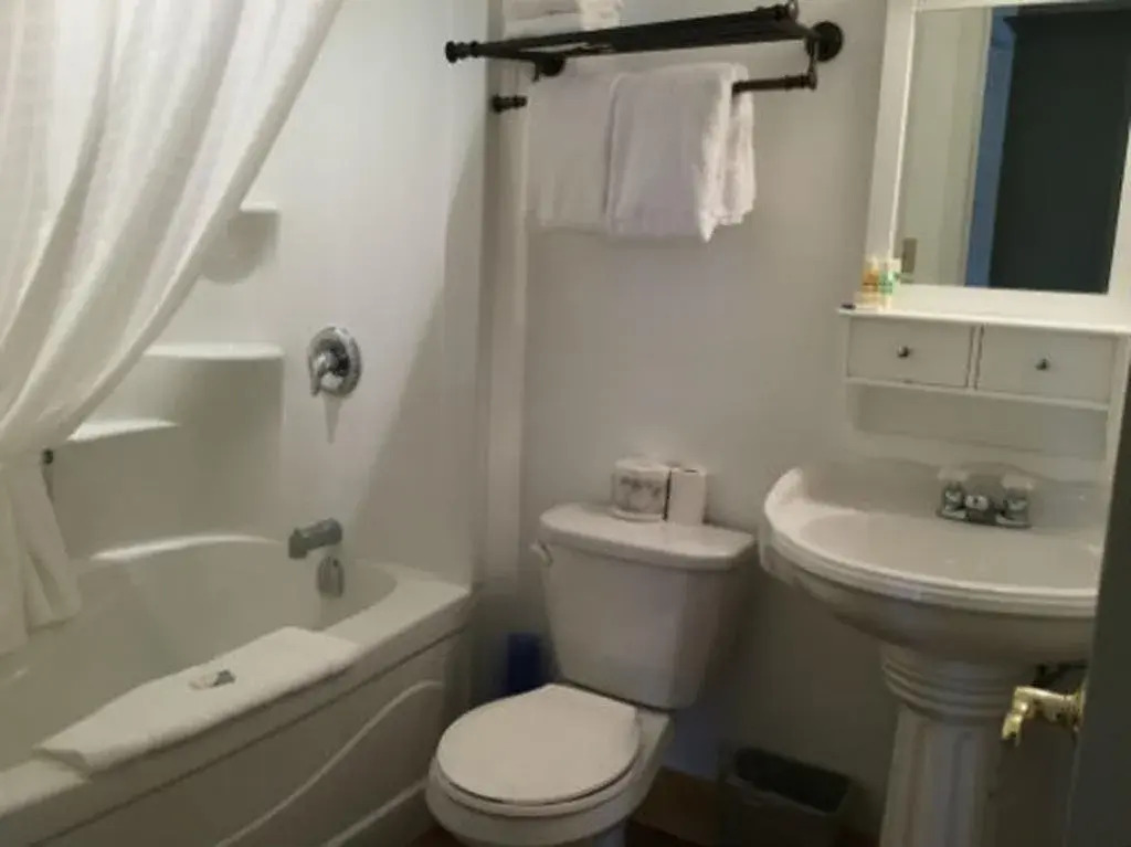 Avonlea Cottages