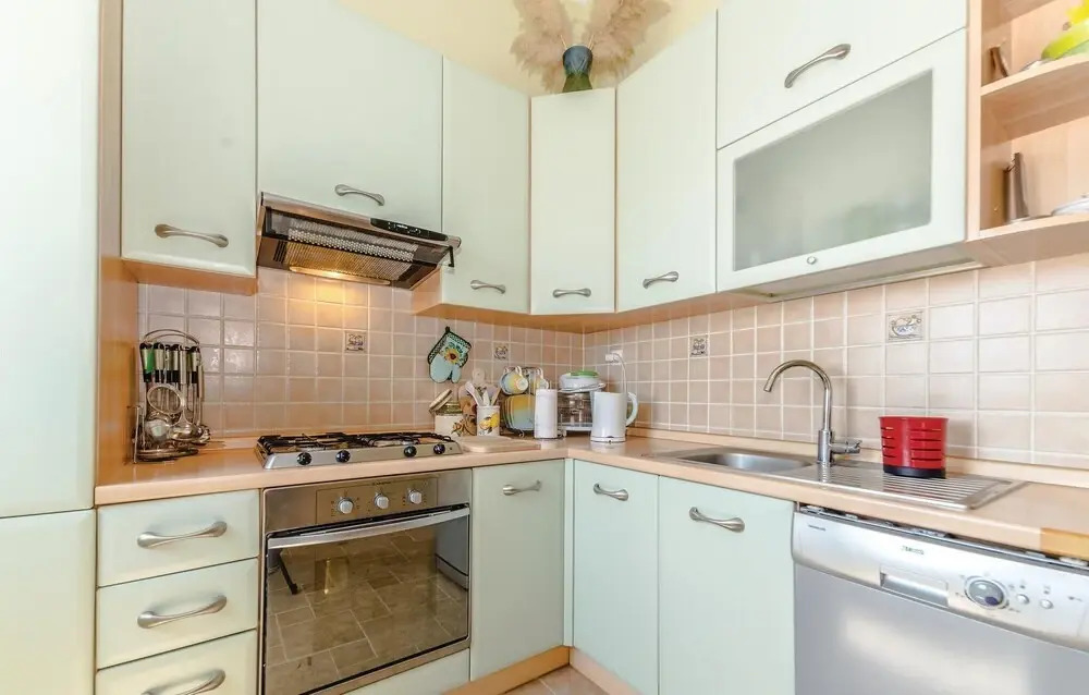 Beautiful Apartment in Privlaka With 2 Bedrooms and Wifi