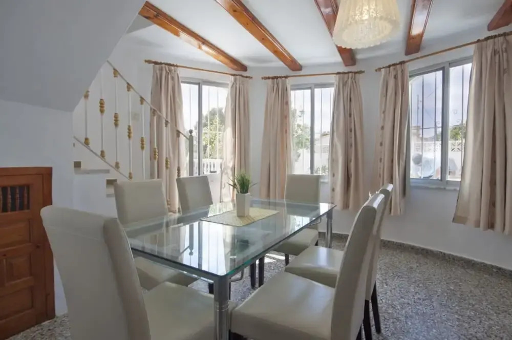 Villa - 9 Bedrooms with Pool and WiFi - 104985