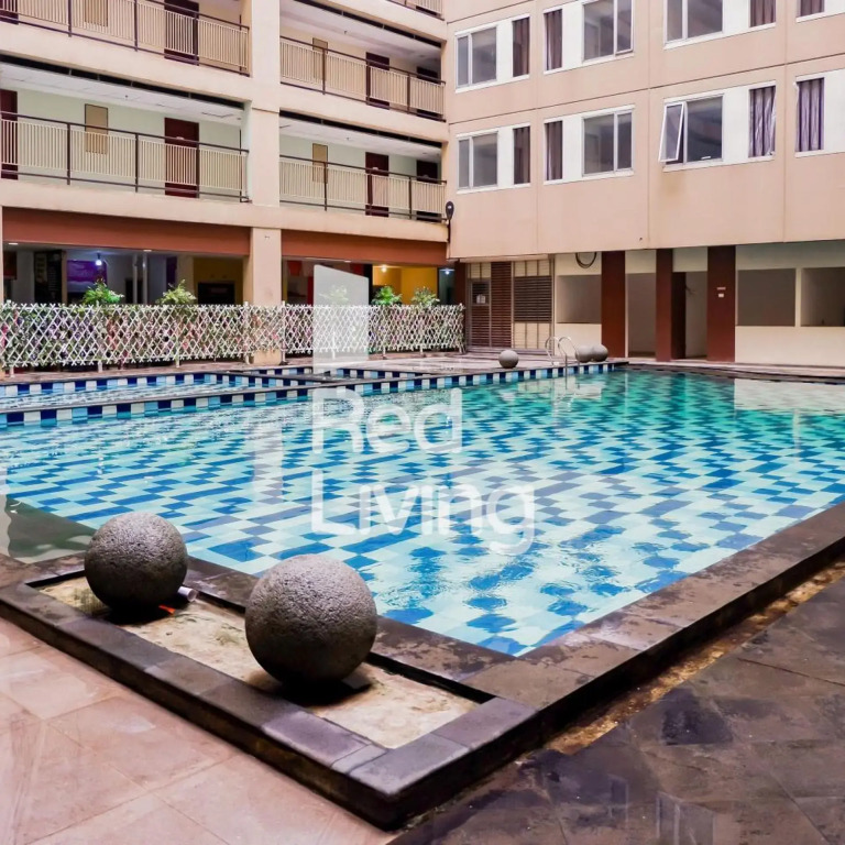 Emerald Apartel