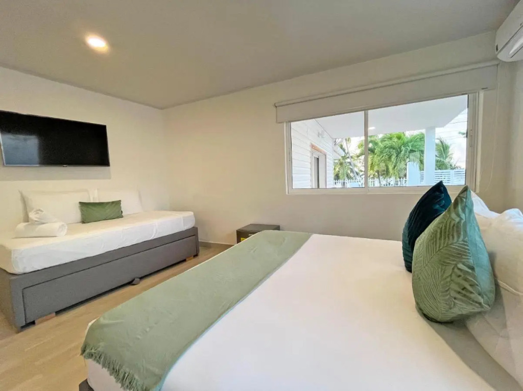 Zaba Beach House