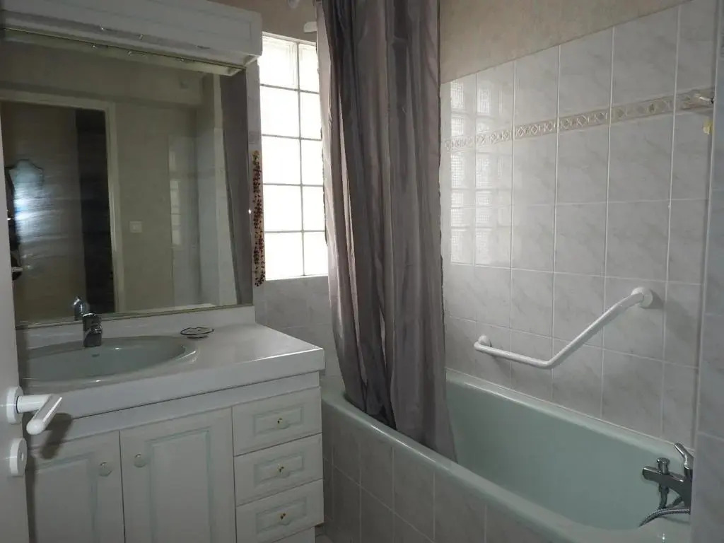Appartement Les Sables-d'Olonne, 3 pièces, 4 personnes - FR-1-92-790