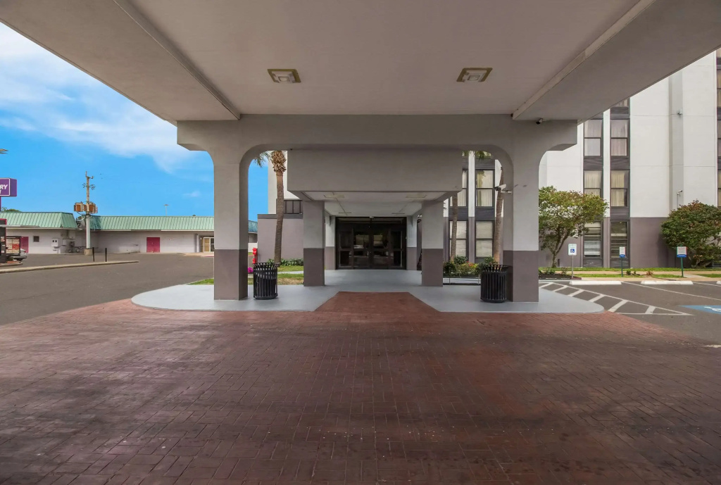 Quality Inn Houston East I-10