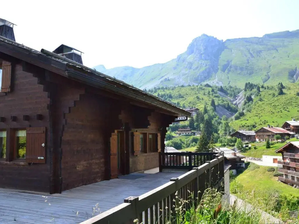 Chalet Le Grand-Bornand, 8 pièces, 16 personnes - FR-1-391-33