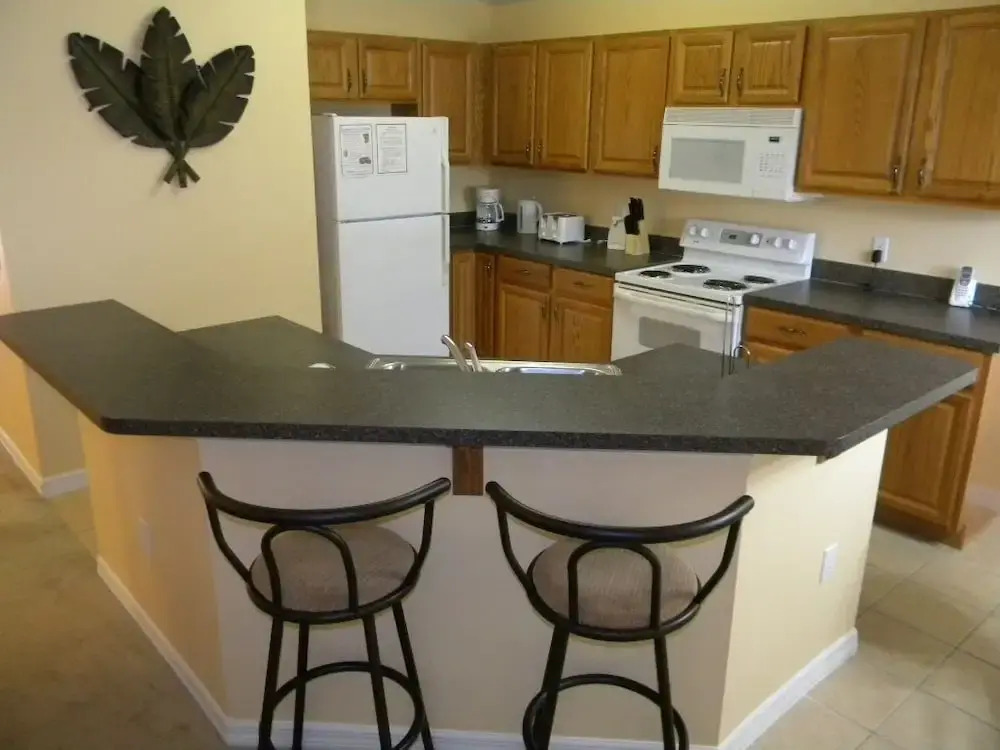 La Solana 3 Bedroom Villa with Private Pool by Florida Villas Direct
