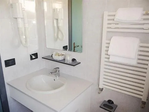 Hotel Prestige