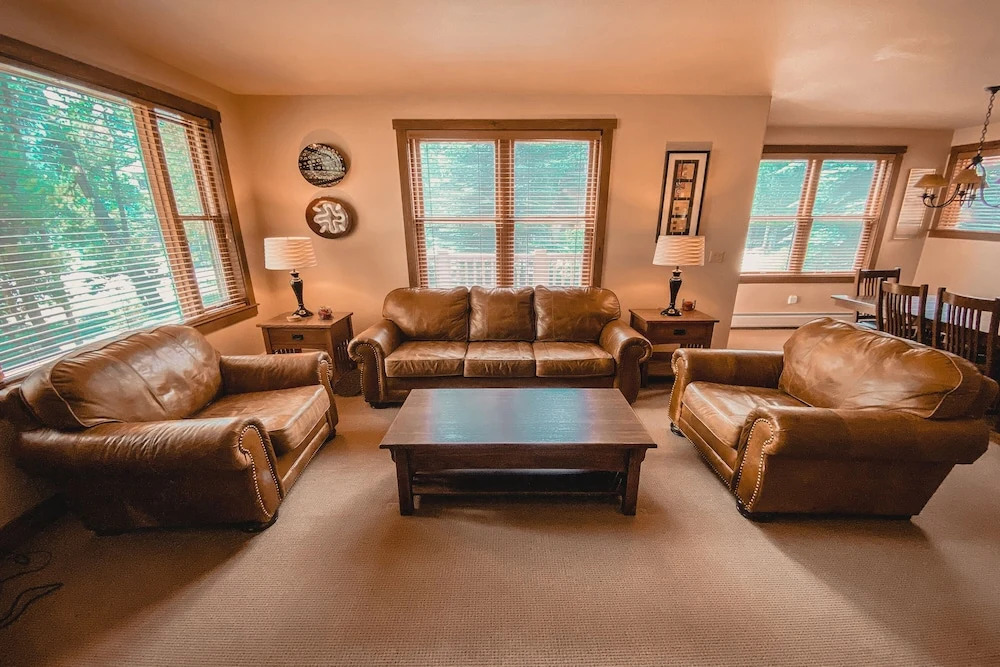 Red Hawk Townhomes 2321