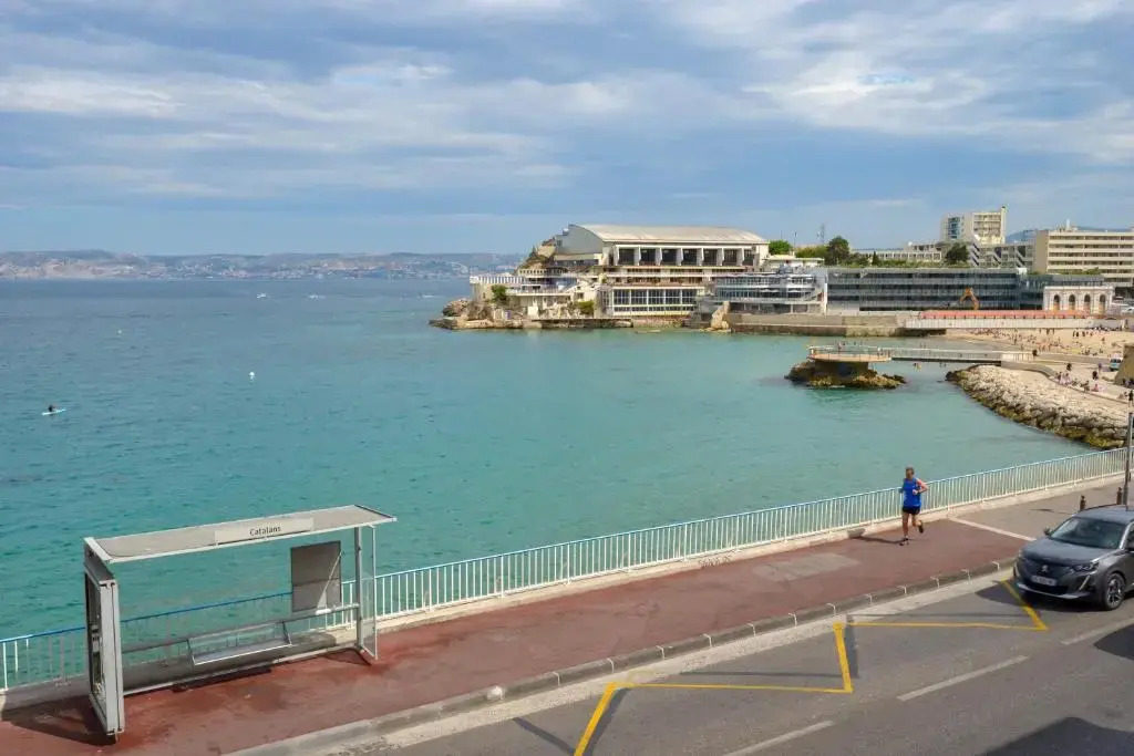 "La Corniche" Superbe appartement avec terrasse pour 7 pers à Marseille by Weekome
