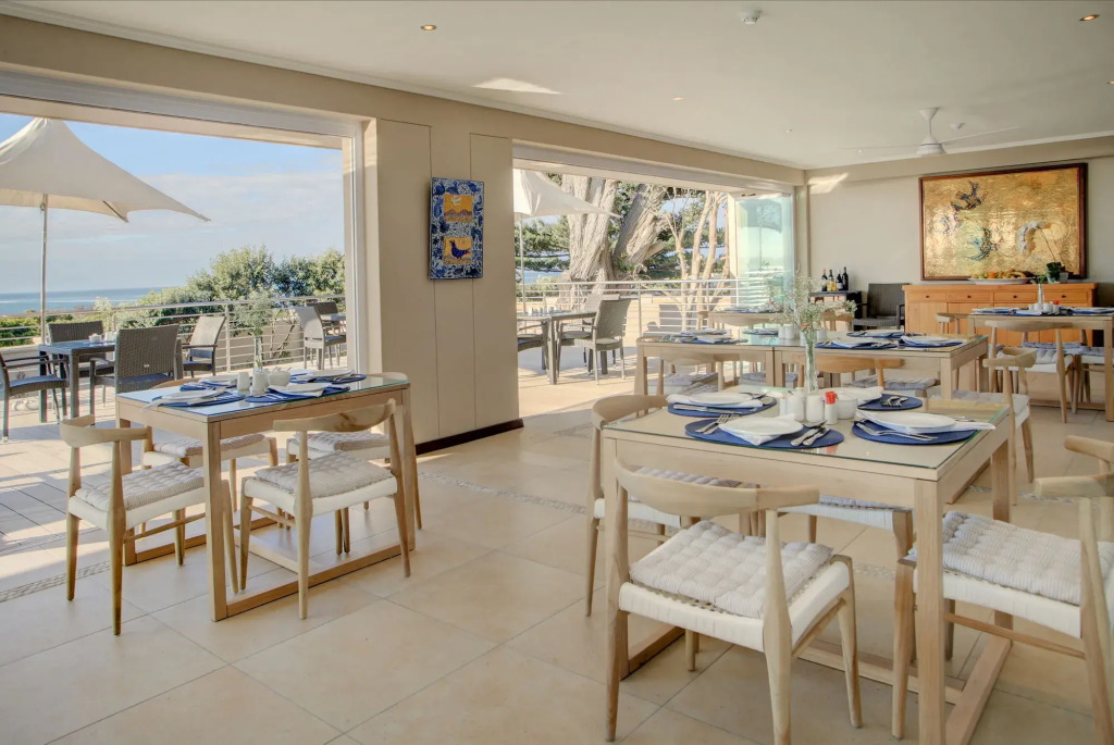 Abalone Guest Lodge