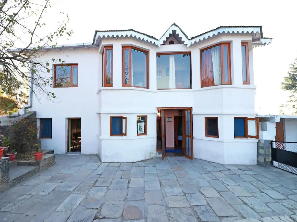 OYO 10196 Home 4BHK Villa Raghav Heritage Mukteshwar