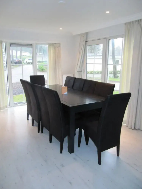 Tidy Furnished Chalet With a Dishwasher