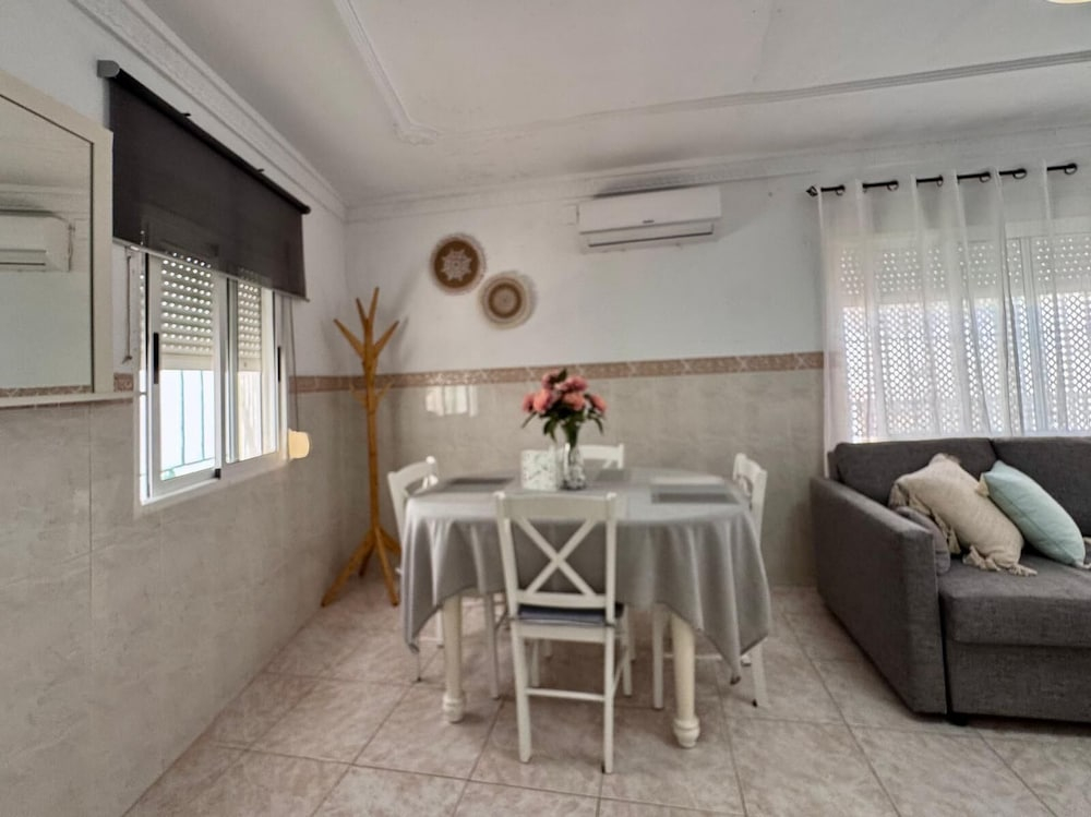 Apartamento El Cerro, a 3min andando de la playa de Regla