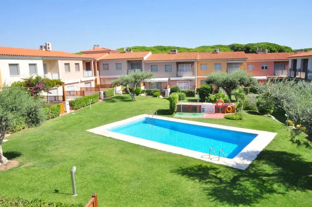 Cambrils Pool View House for 6 Guests
