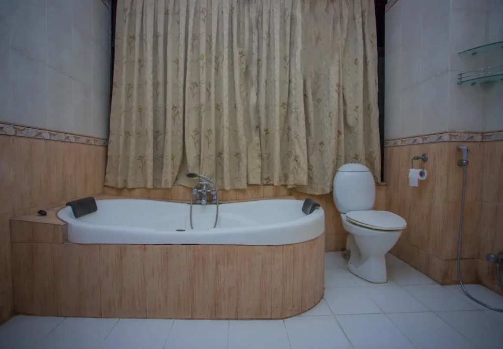 OYO 232 Hotel Titanic Pvt. Ltd