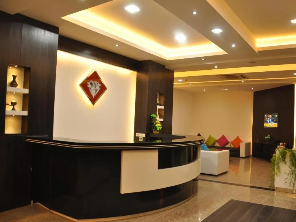 Johny International Hotel