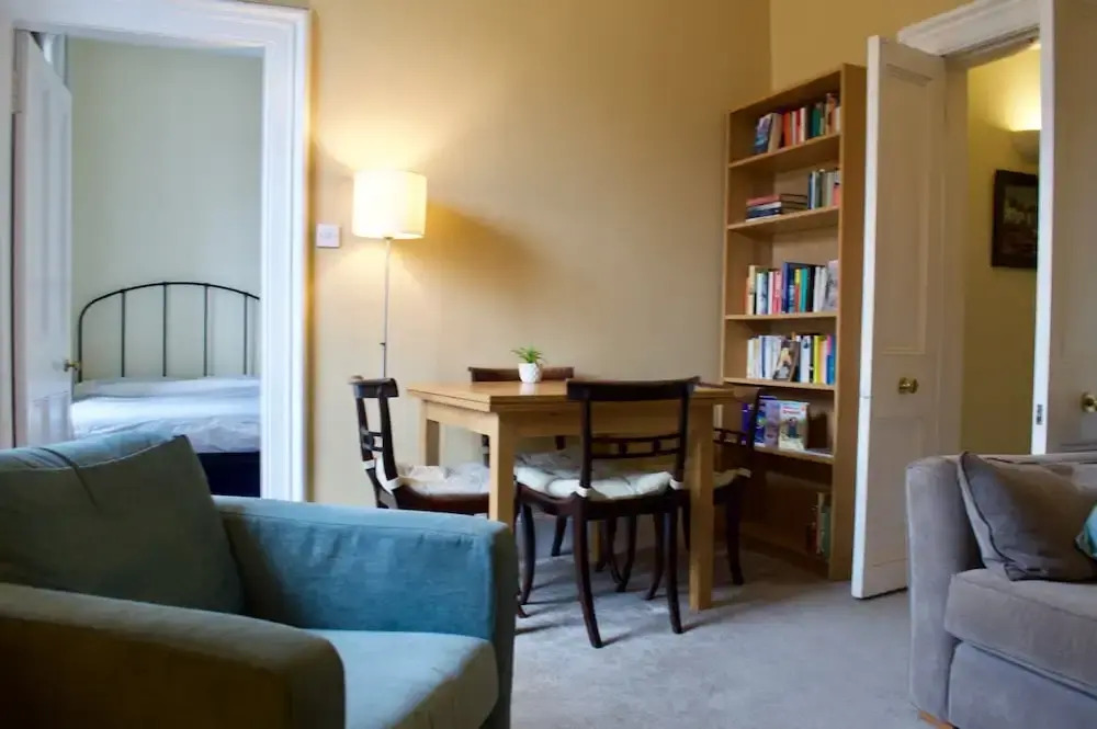 2 Bedroom Flat In Stockton