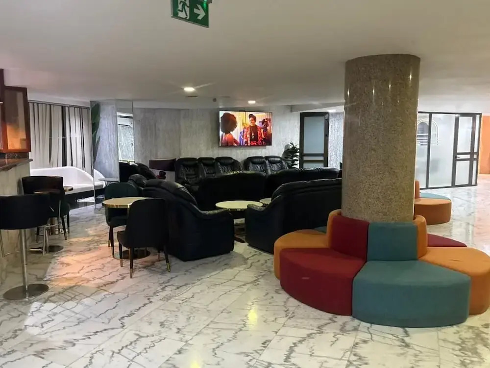 FOPROLUX PALACE hôtel