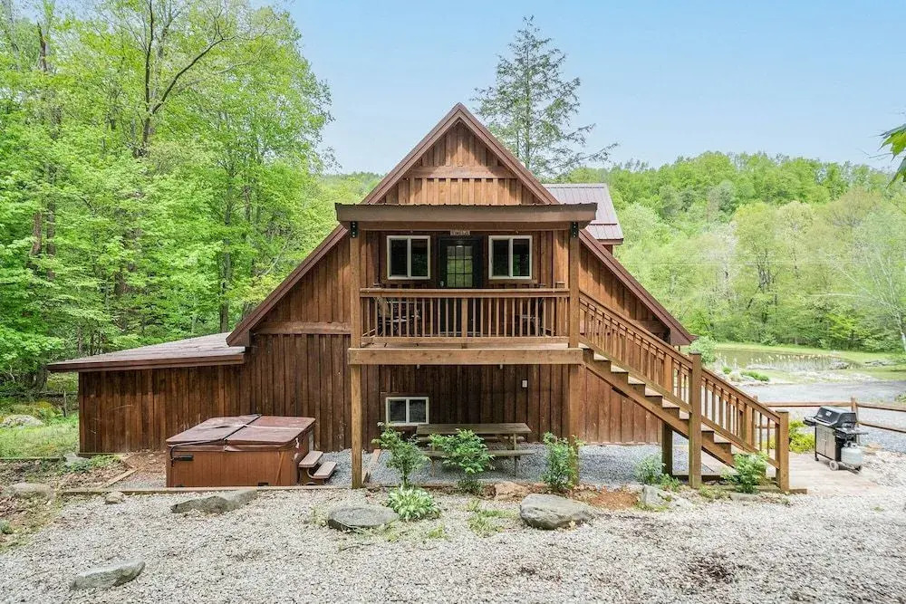 Cottage at Slope's Edge