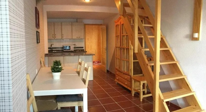 Apartamentos Las Tuyas 3000