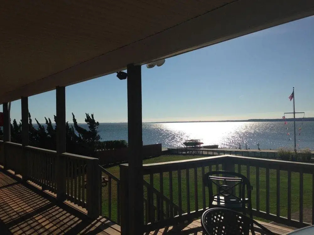 Jamesport Bay Suites