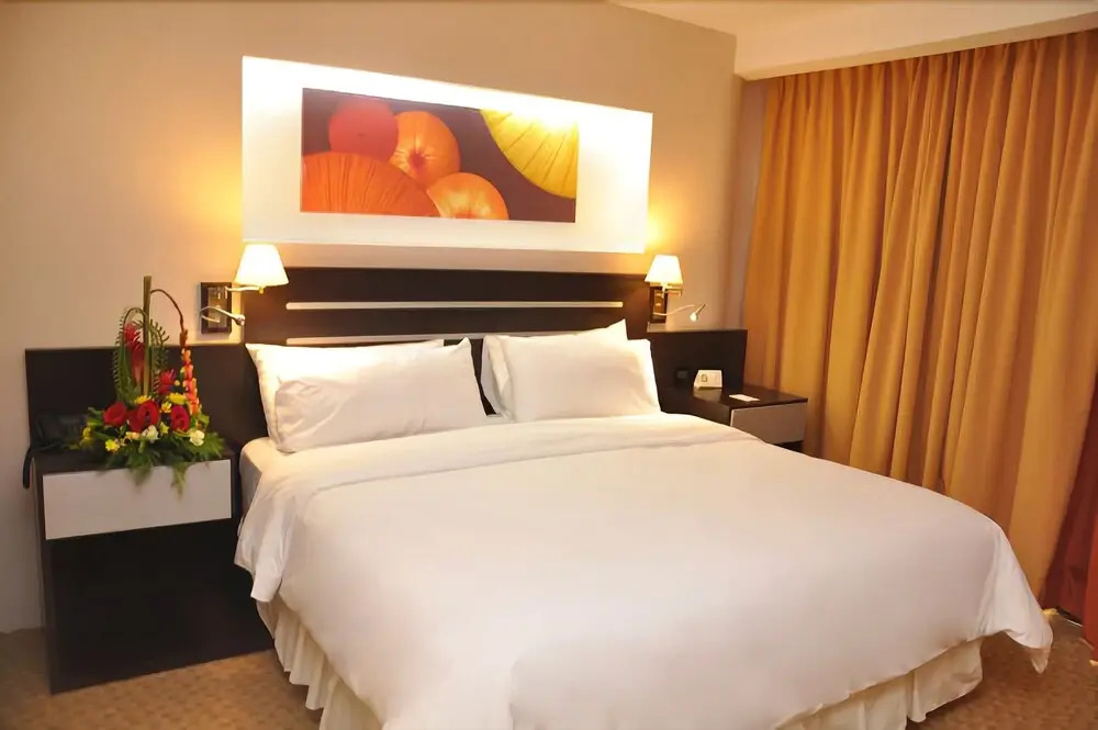 Eco Premium Palaza Meru