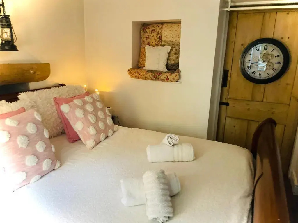 The Beehive, ground floor apartment in Norfolk, no shared amenities