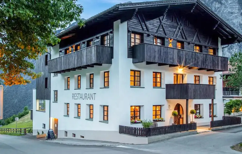 Awesome Apartment in Zams With 2 Bedrooms and Wifi