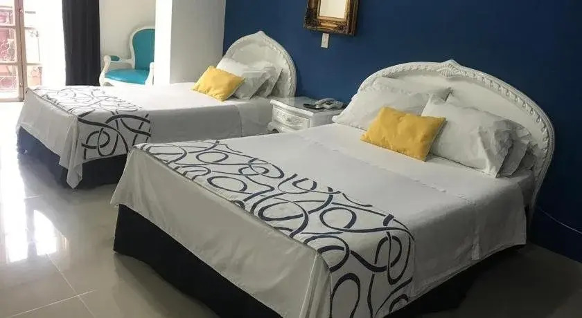 Hotel Suite Santa Rosa