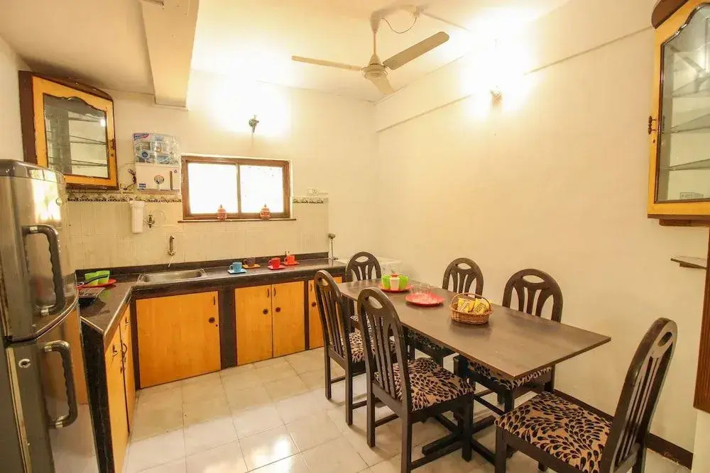 Oyo 9893 Green View 2bhk