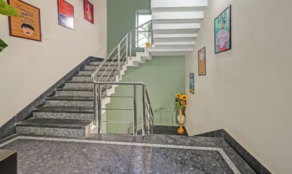 Goroomgo Effective Bollywood Hotels Bhubaneswar