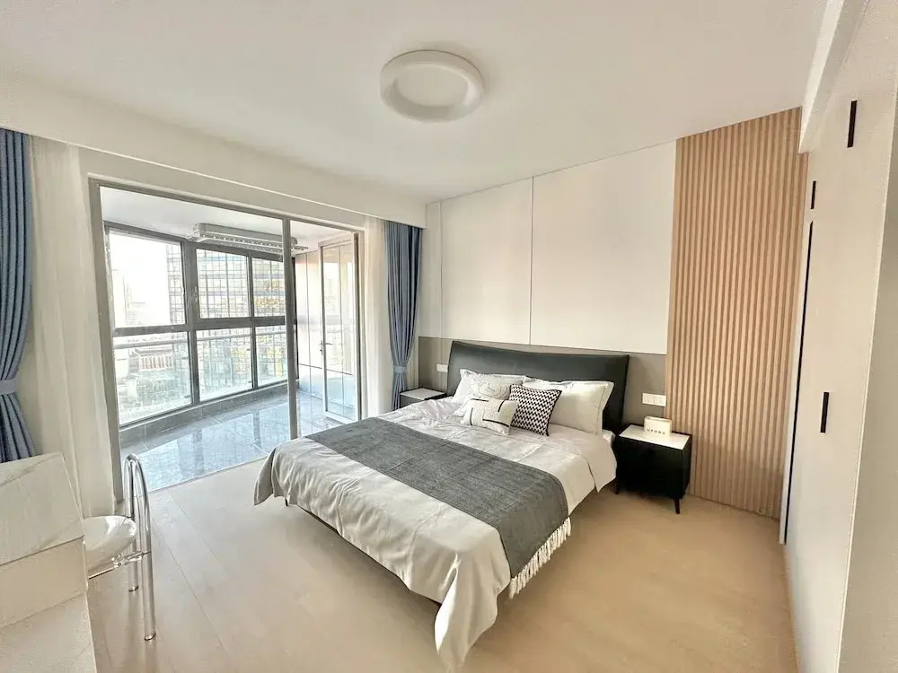 ZHome-Shanghai Shining River Apartment