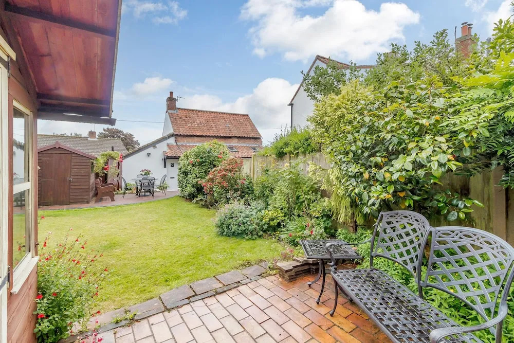 Hollyhedge Cottage