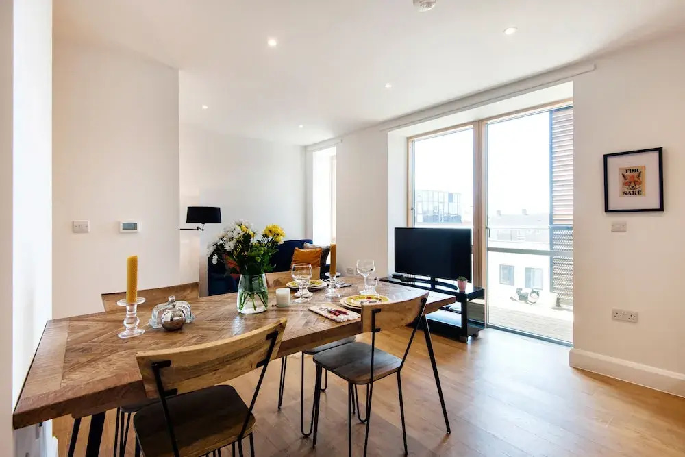 Modern Bow Home close to Victoria Park